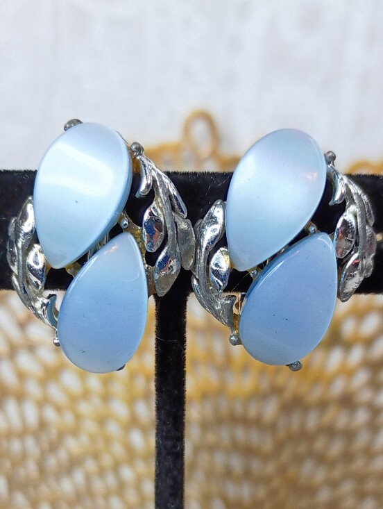 Jewelry - Thermoset Light Blue Teardrop Clip-On Earrings